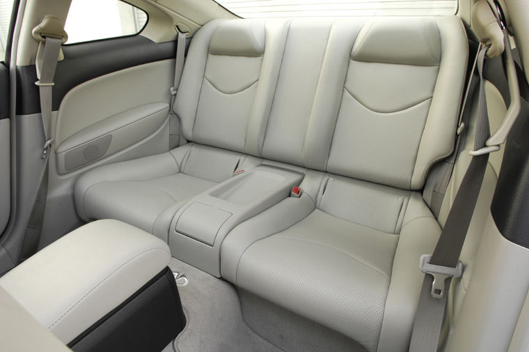 2008 Infiniti G37 Coupe Rear Seats Picture / Pic / Image